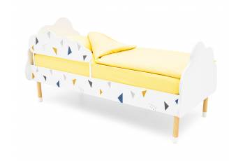 Кровать Stumpa Облако с бортиком рисунок Треугольники желтый, синий